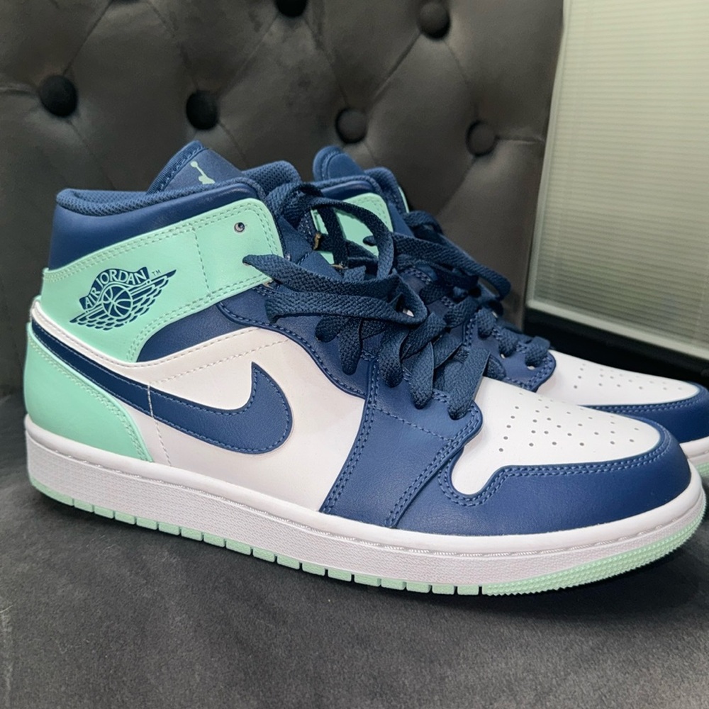 ‘Blue Mint’ Jordan 1 Highs